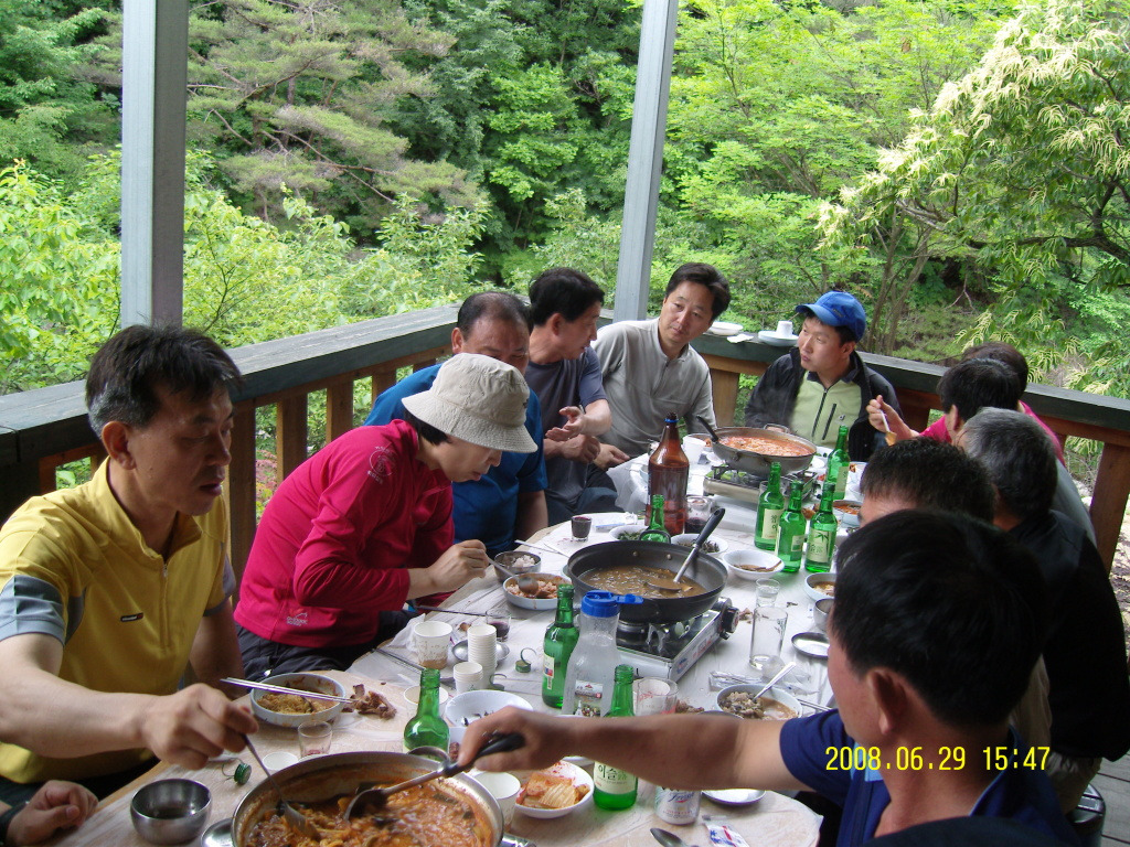 �̹����� Ŭ���ϸ� ������ ���� �� �ֽ��ϴ�.