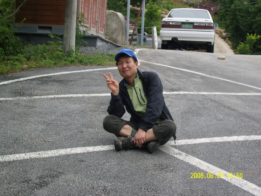 �̹����� Ŭ���ϸ� ������ ���� �� �ֽ��ϴ�.