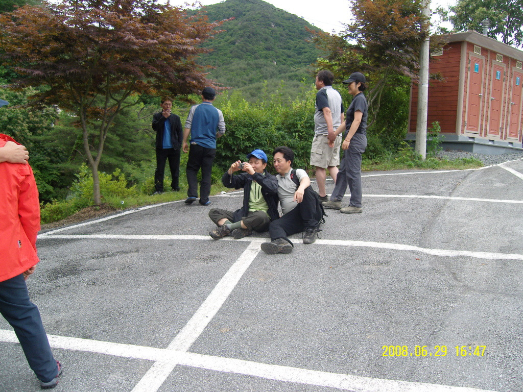 �̹����� Ŭ���ϸ� ������ ���� �� �ֽ��ϴ�.